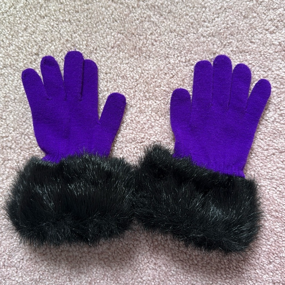 Gloves